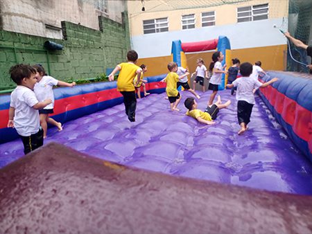 Img-Criancas-FutboldeSabao